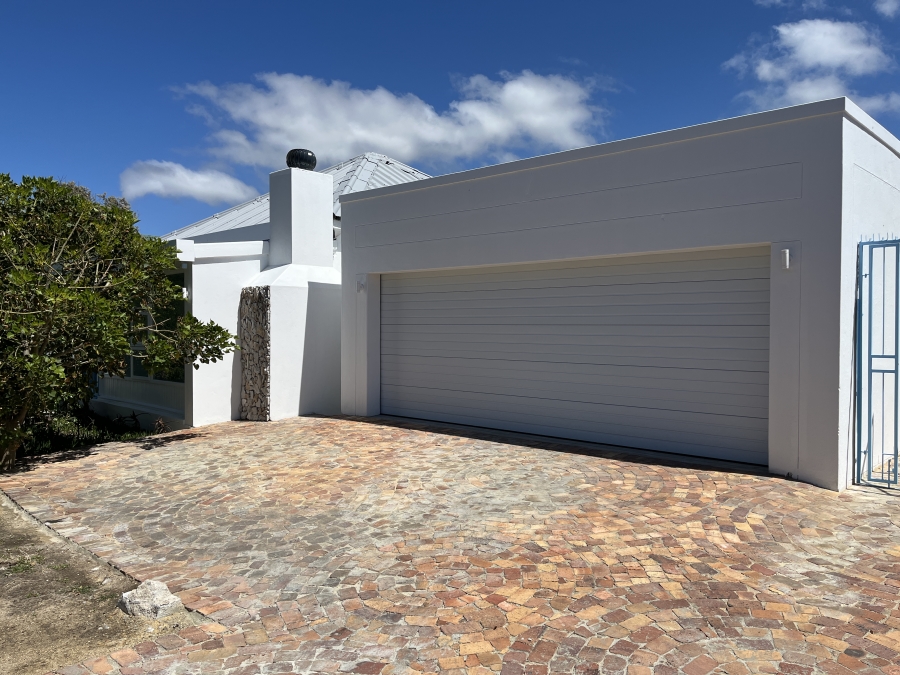 4 Bedroom Property for Sale in Kleinmond Western Cape